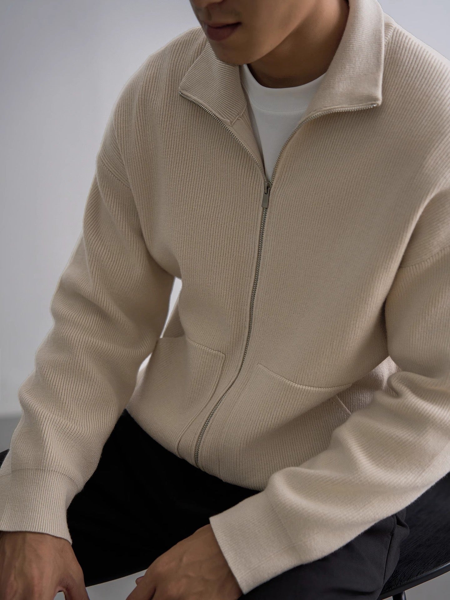 ZIP - HOODIE BEIGE